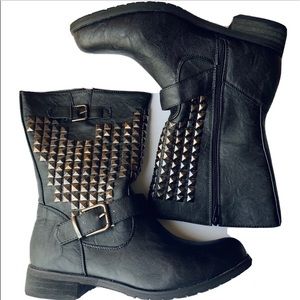 CA Collection by Carrini Studded Boots Size 8.5